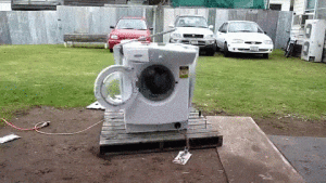 荒れ狂う洗濯機